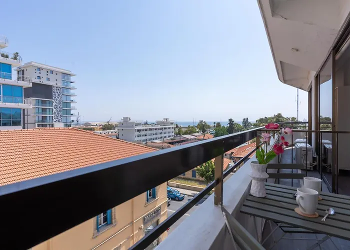 Burst W/ Balcony In * Larnaca